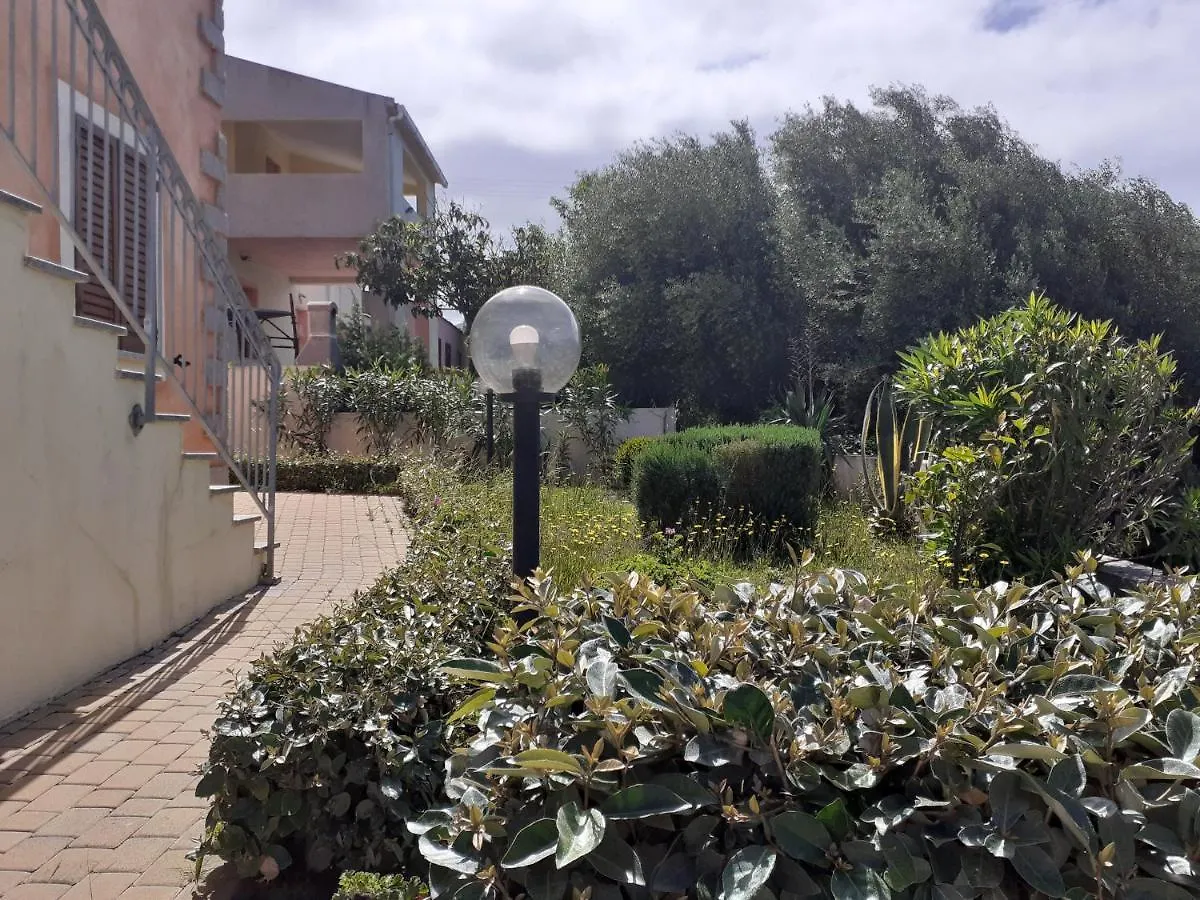 バデージSea View House Sardegna Da Soniaアパートメント 0*, バデージ イタリア